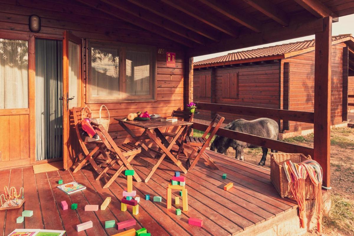 Ecologic Vinyols Camp Hotel Vinyols i Els Arcs ภายนอก รูปภาพ