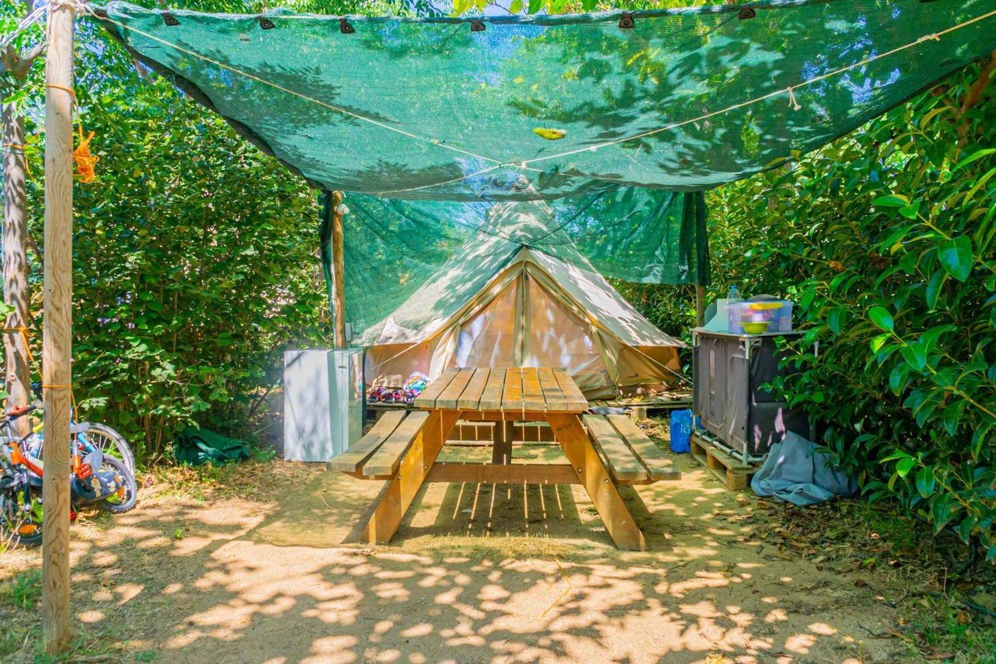 Ecologic Vinyols Camp Hotel Vinyols i Els Arcs ภายนอก รูปภาพ