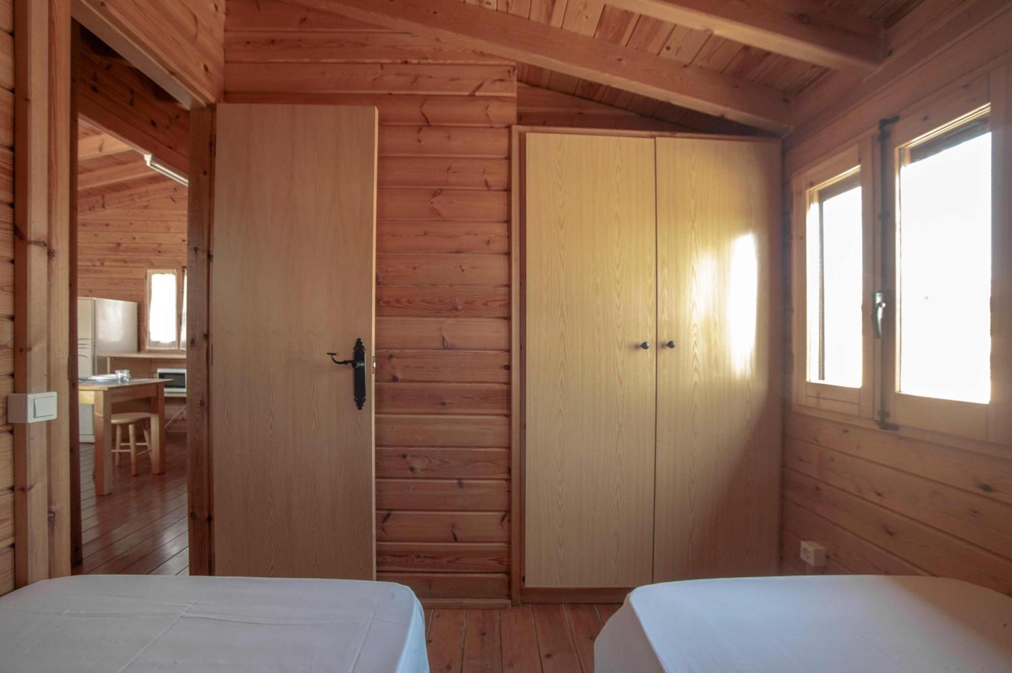 Ecologic Vinyols Camp Hotel Vinyols i Els Arcs ภายนอก รูปภาพ