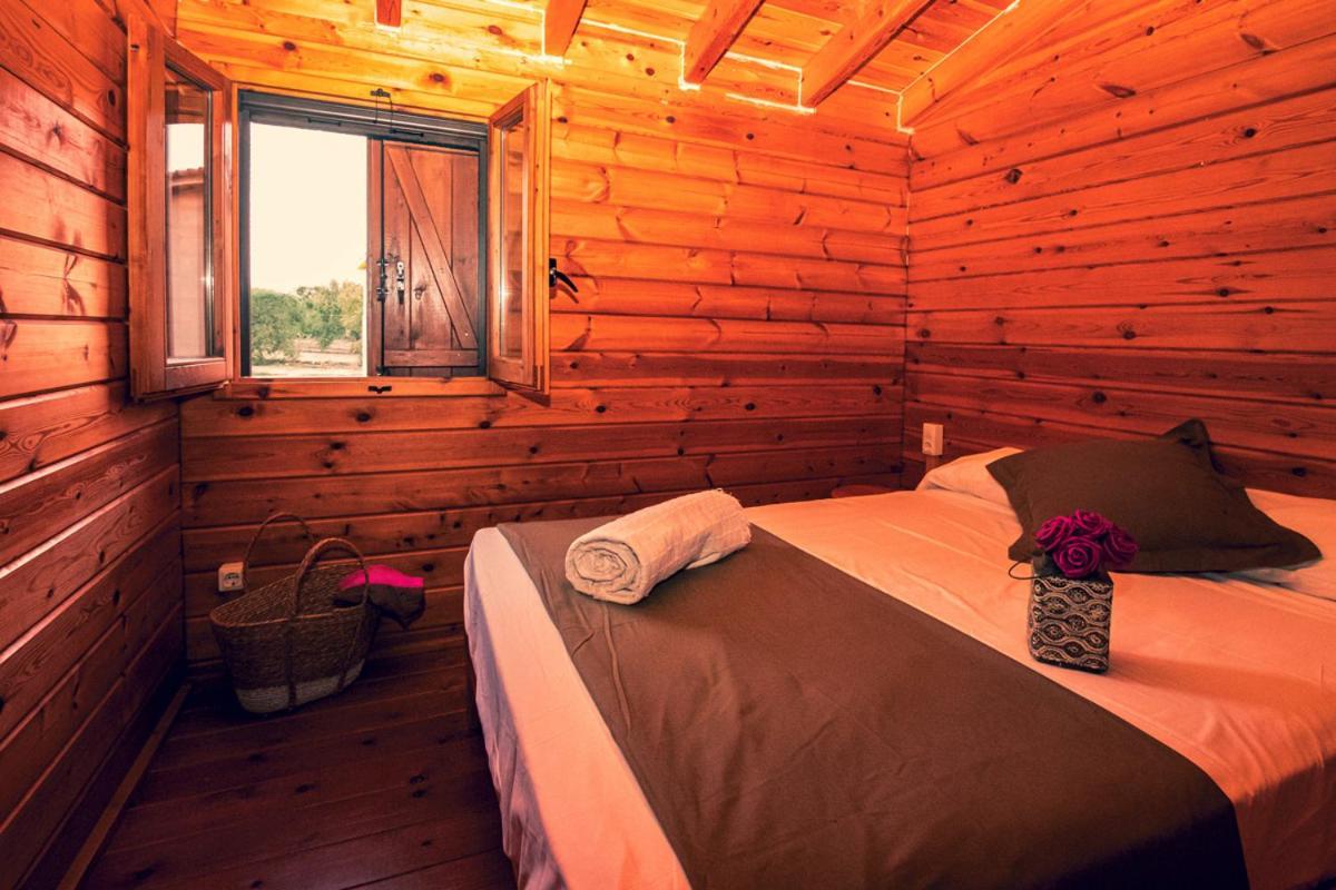 Ecologic Vinyols Camp Hotel Vinyols i Els Arcs ภายนอก รูปภาพ